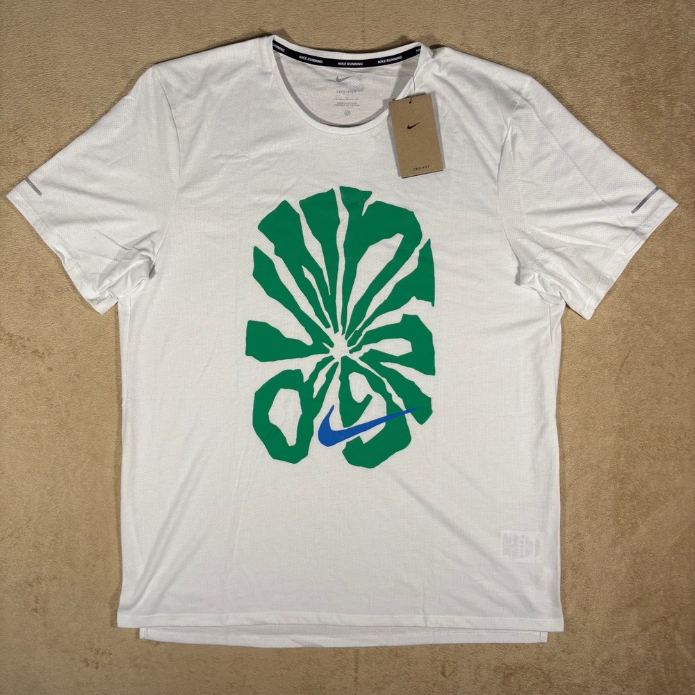 Nike Rise 365 Run Energy Men's Dri-FIT Short-Sleeve Running Top‎ Large